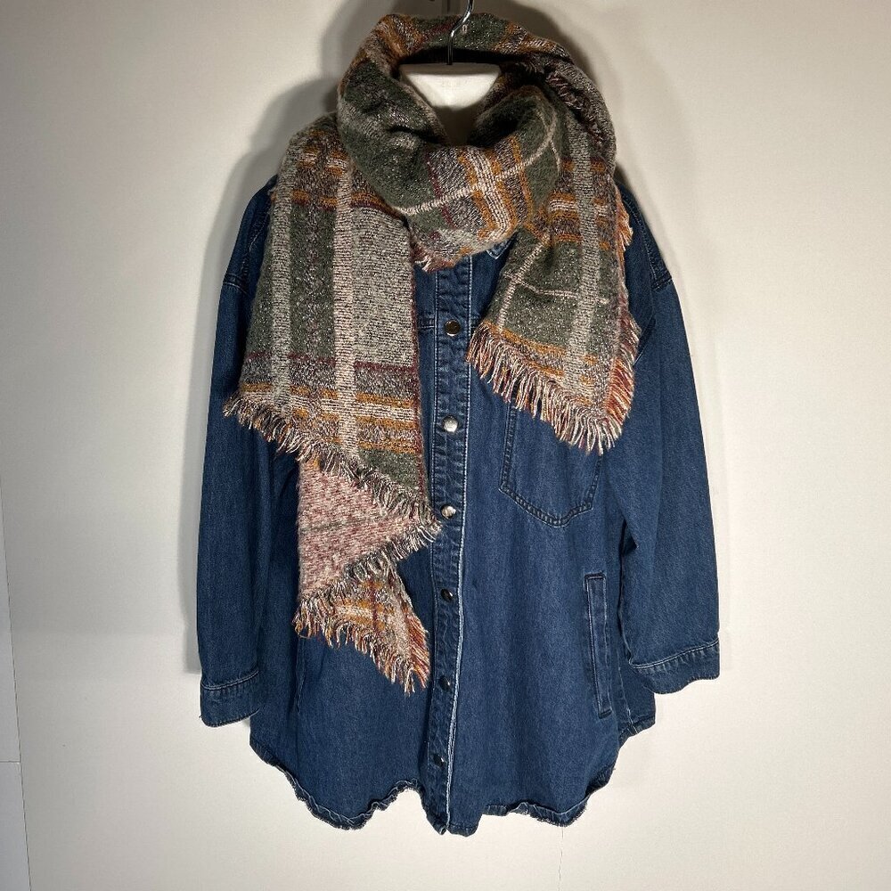 Vince Camuto Reversible Scarf / Wrap Old $ Quiet Luxury Academia Heritage Staple